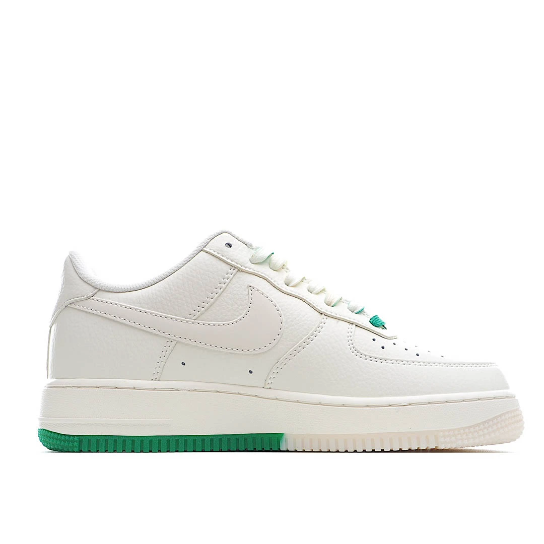 Nike WMNS Air Force 1 Shadow Low-Top Sneakers