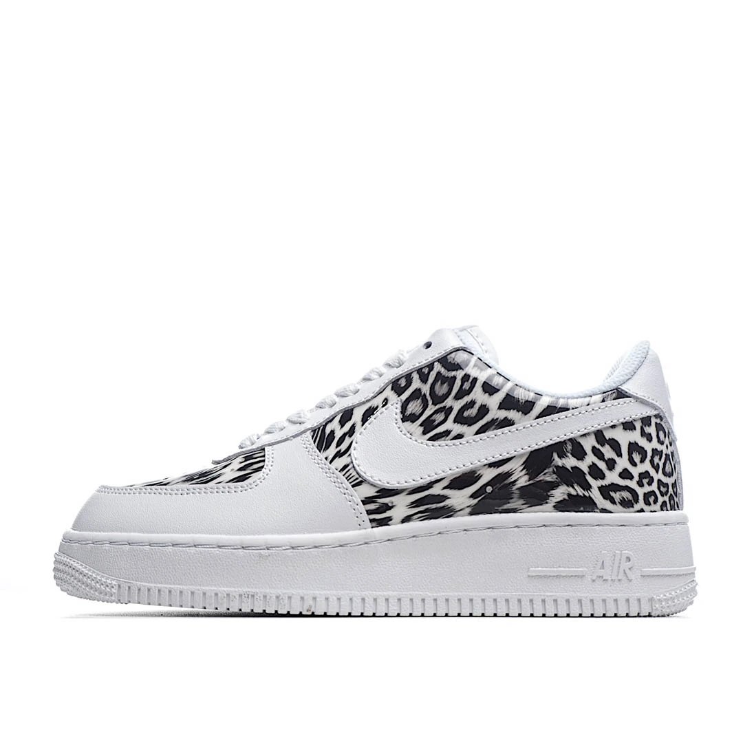 NikeAir Force 1 Low Low Top Sneakers