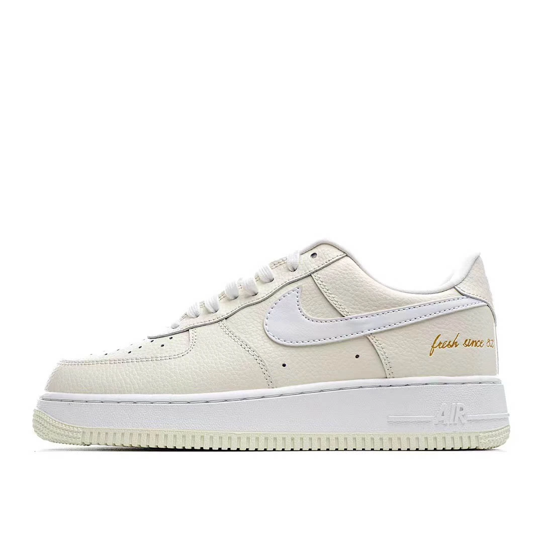 NikeAir Force 107 Low White Deep Purple Low Top