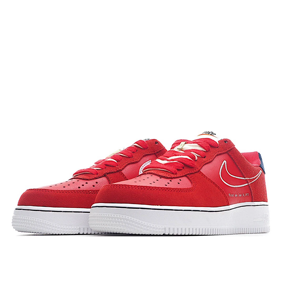 Undefeated x Nike Air Force 1 Low Sneakers