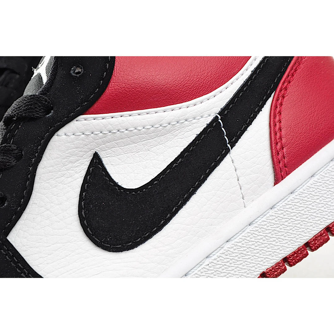 Air Jordan 1 Low Black Toe