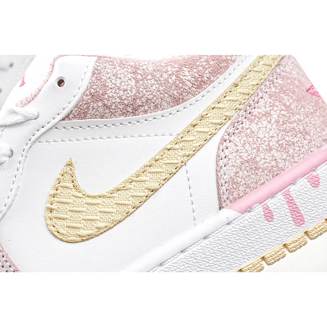 Air Jordan 1 Low GS Strawberry Ice Cream