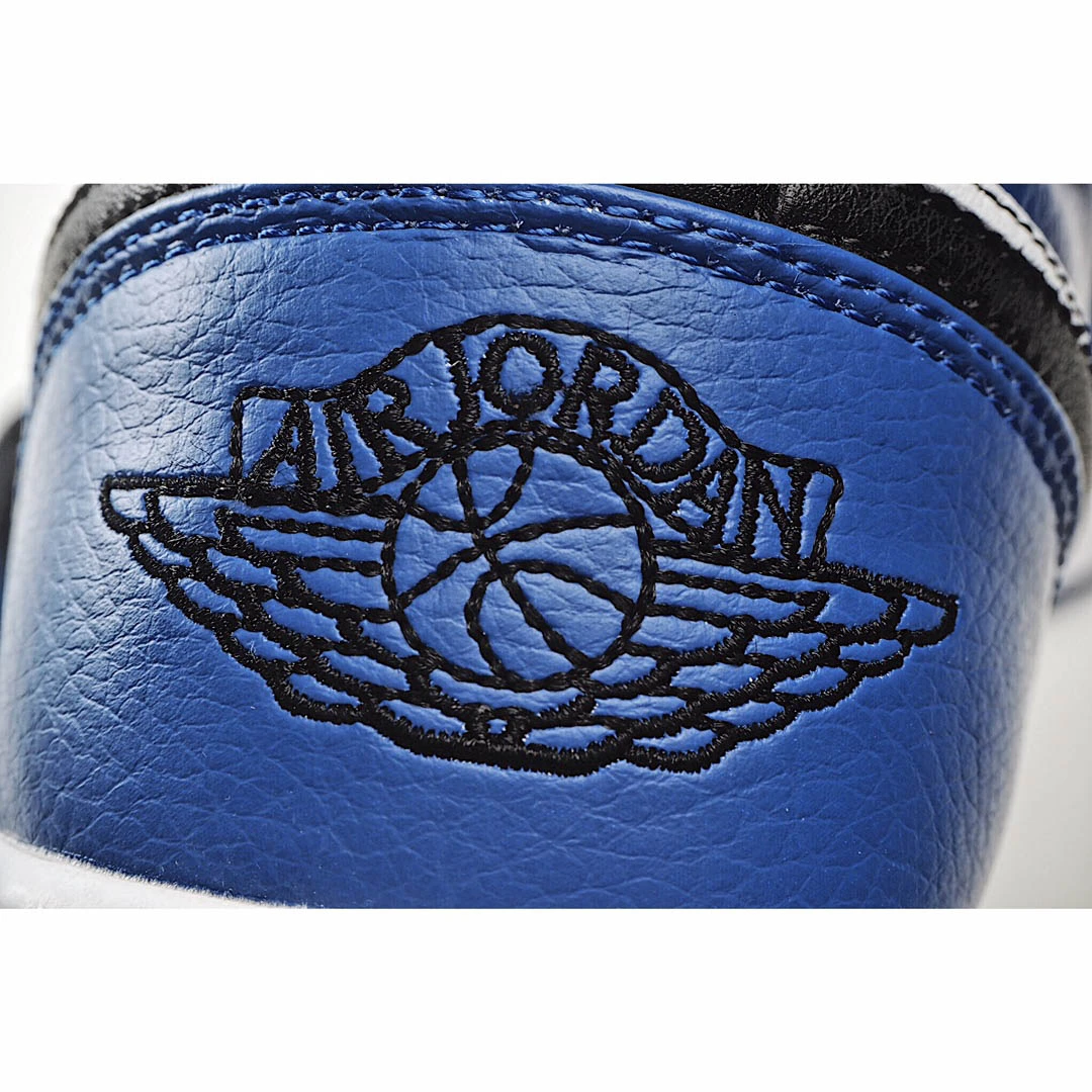 Air Jordan 1 Low Royal Toe