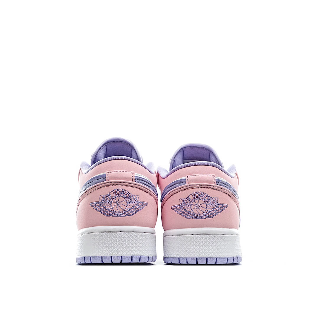 Air Jordan 1 Low SE Arctic Punch