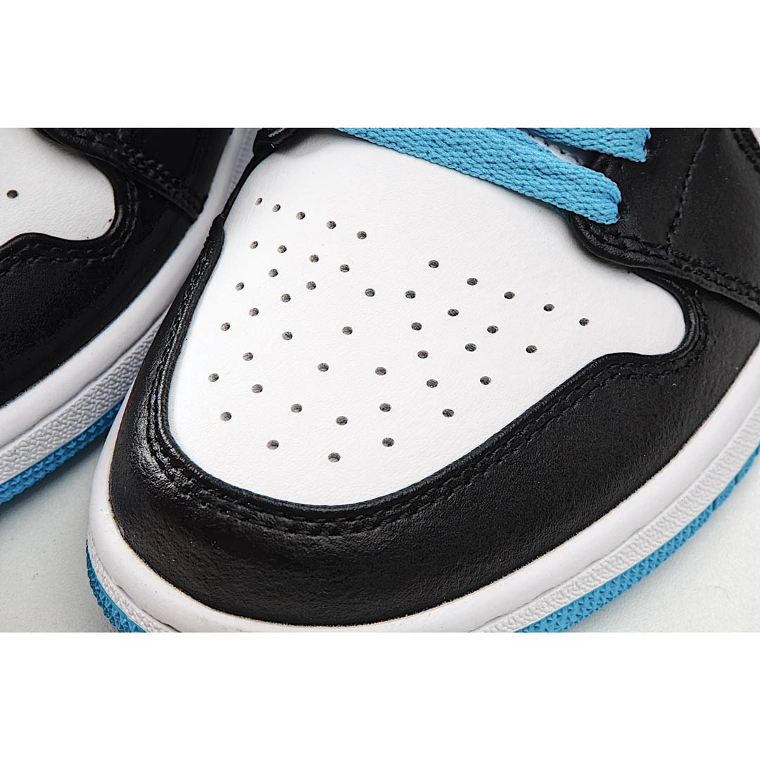 Air Jordan 1 Low SE Laser Blue