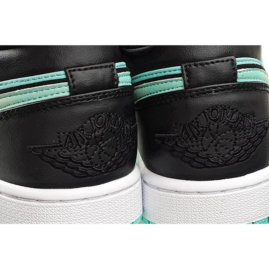 Air Jordan 1 Low SE Tropical Twist