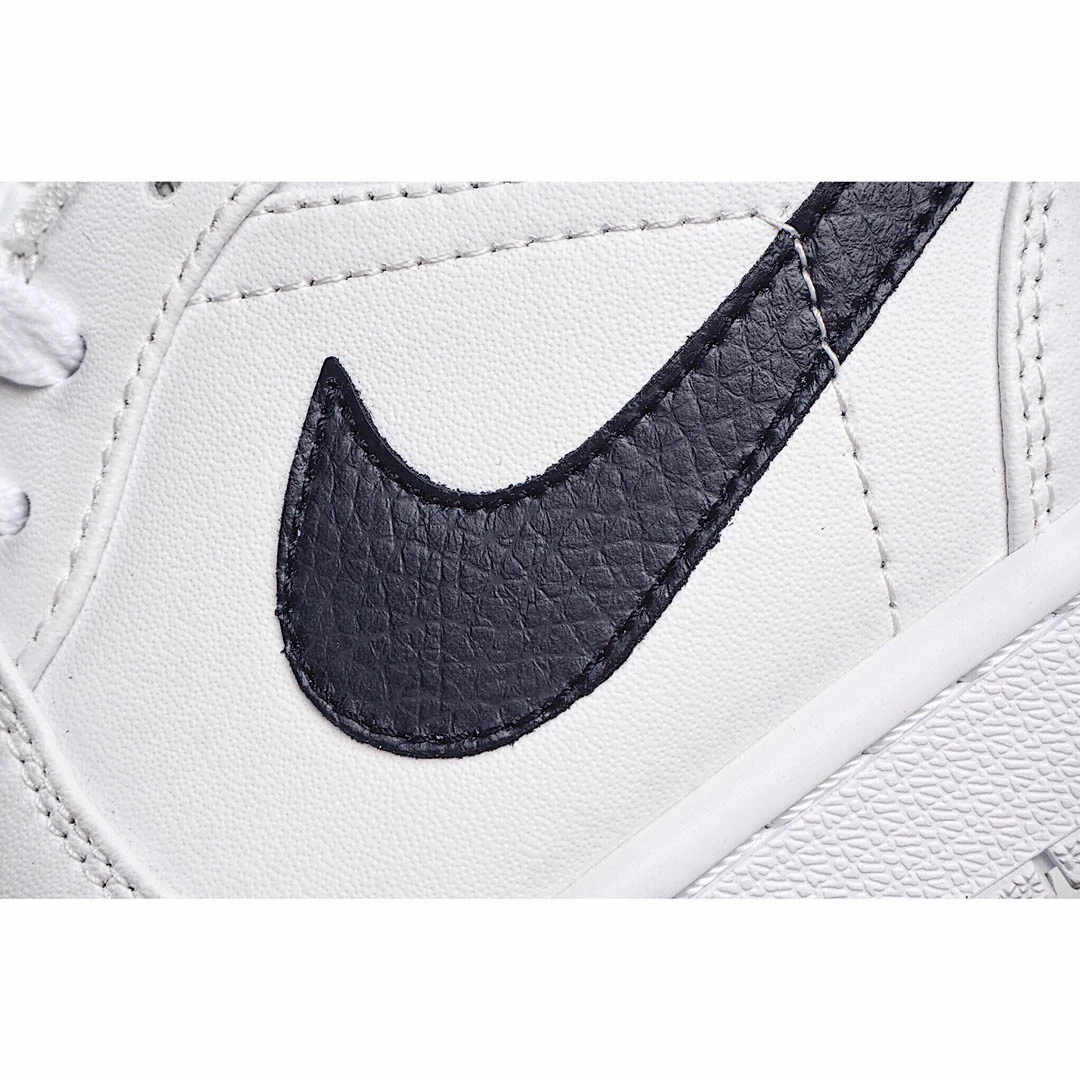 Air Jordan 1 Low White Obsidian