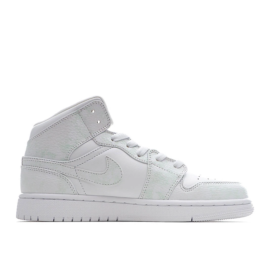 Air Jordan 1 Mid AJ1 Basketball Shoes