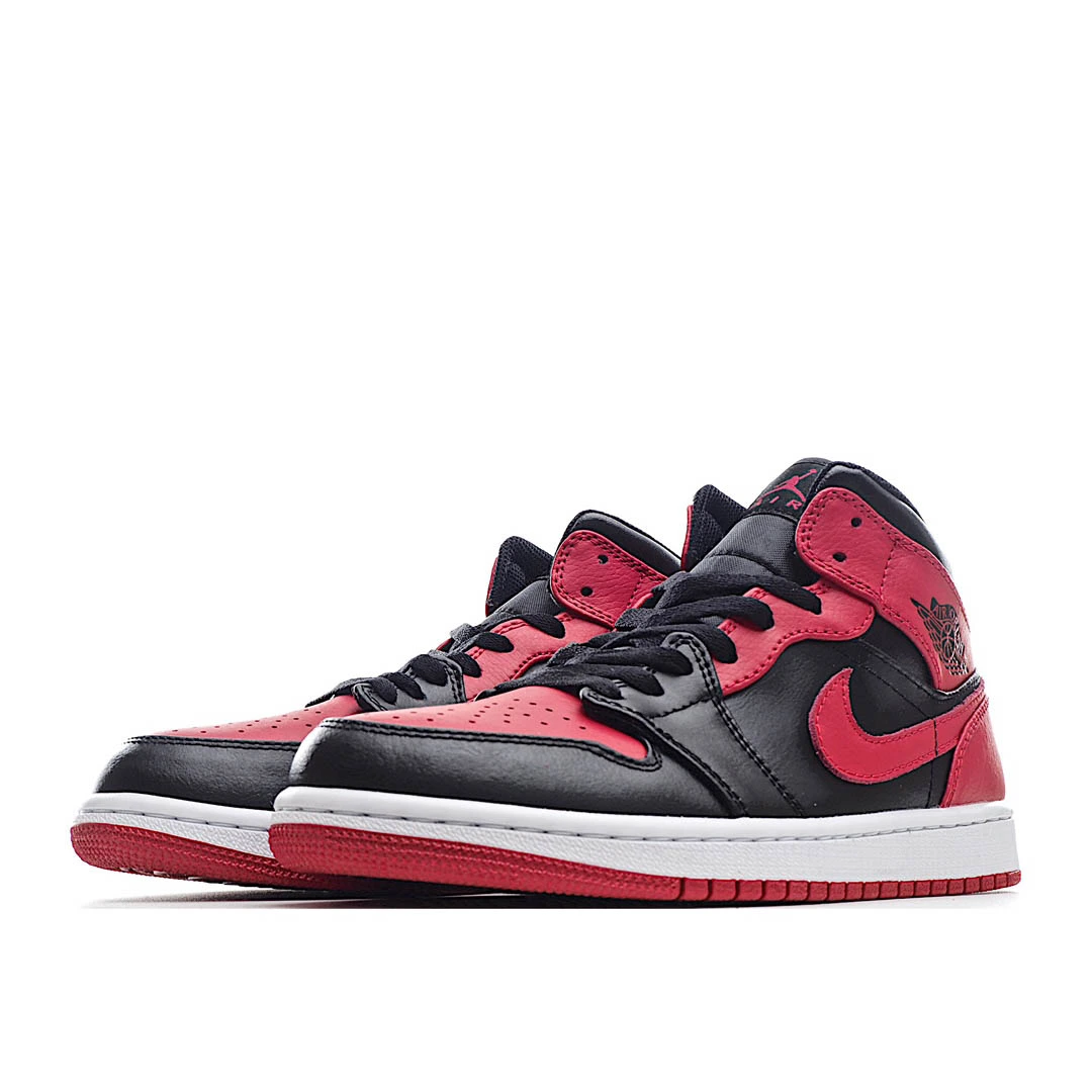 Air Jordan 1 Mid Banned