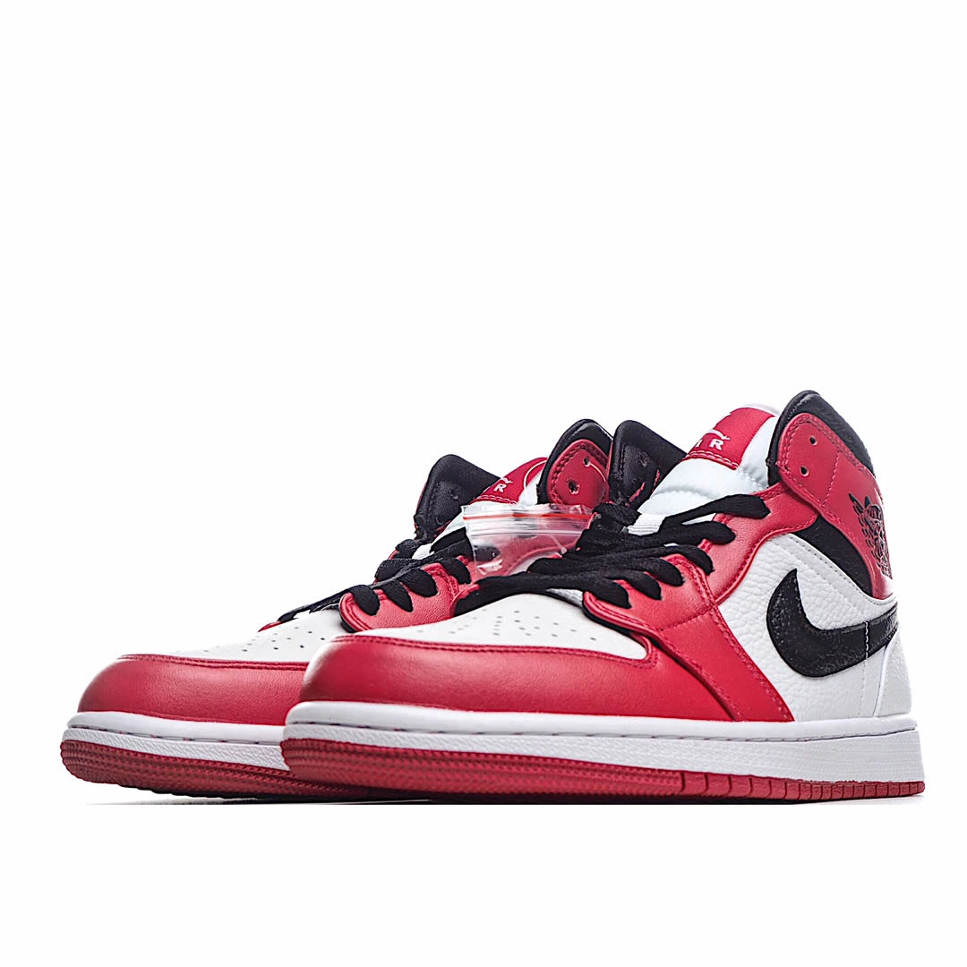 Air Jordan 1 Mid GS Chicago