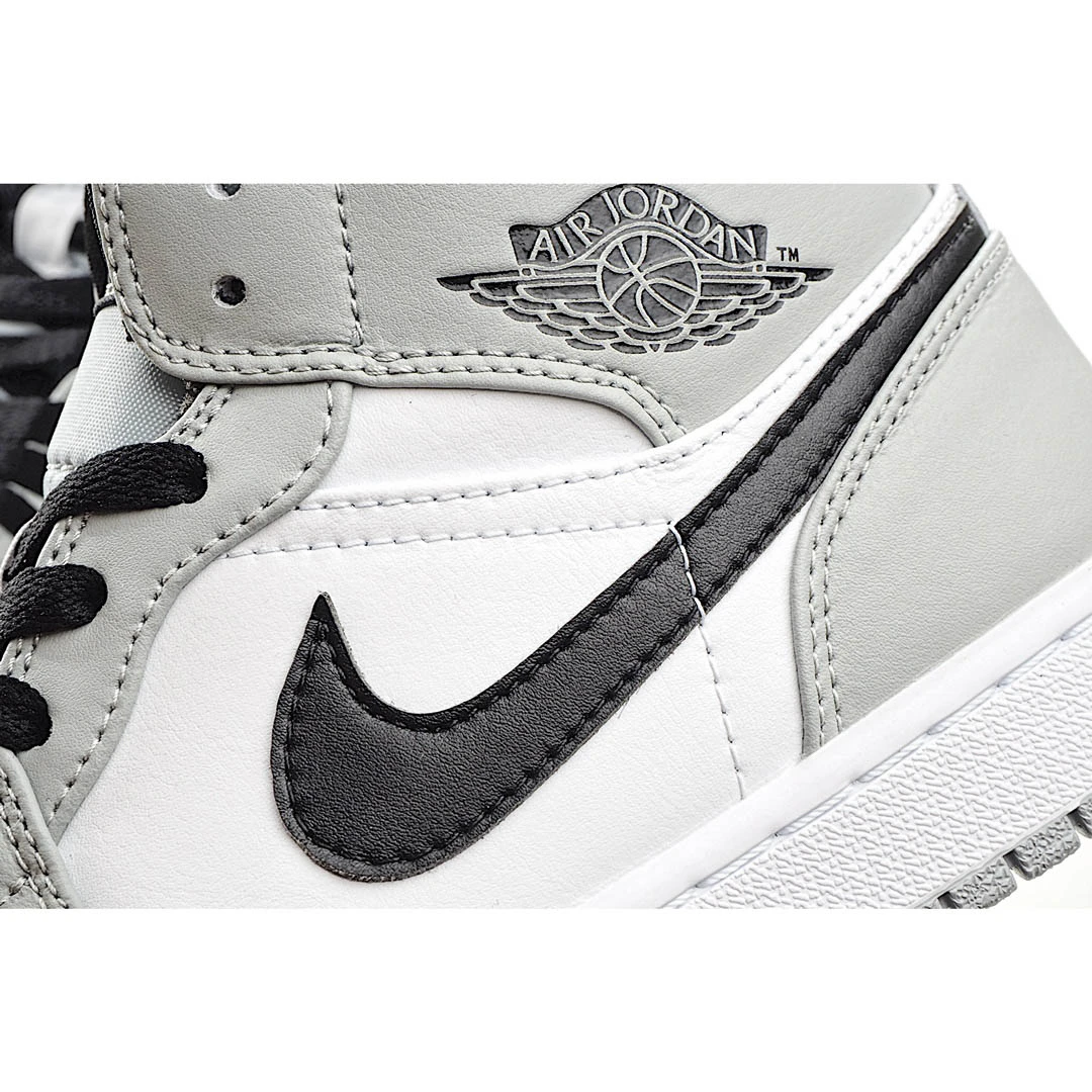 Air Jordan 1 Mid GS Light Smoke Grey