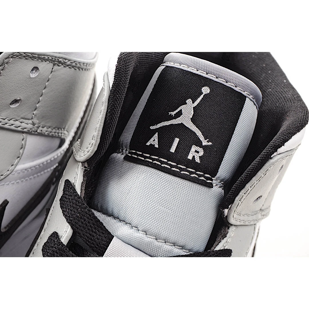 Air Jordan 1 Mid GS Light Smoke Grey