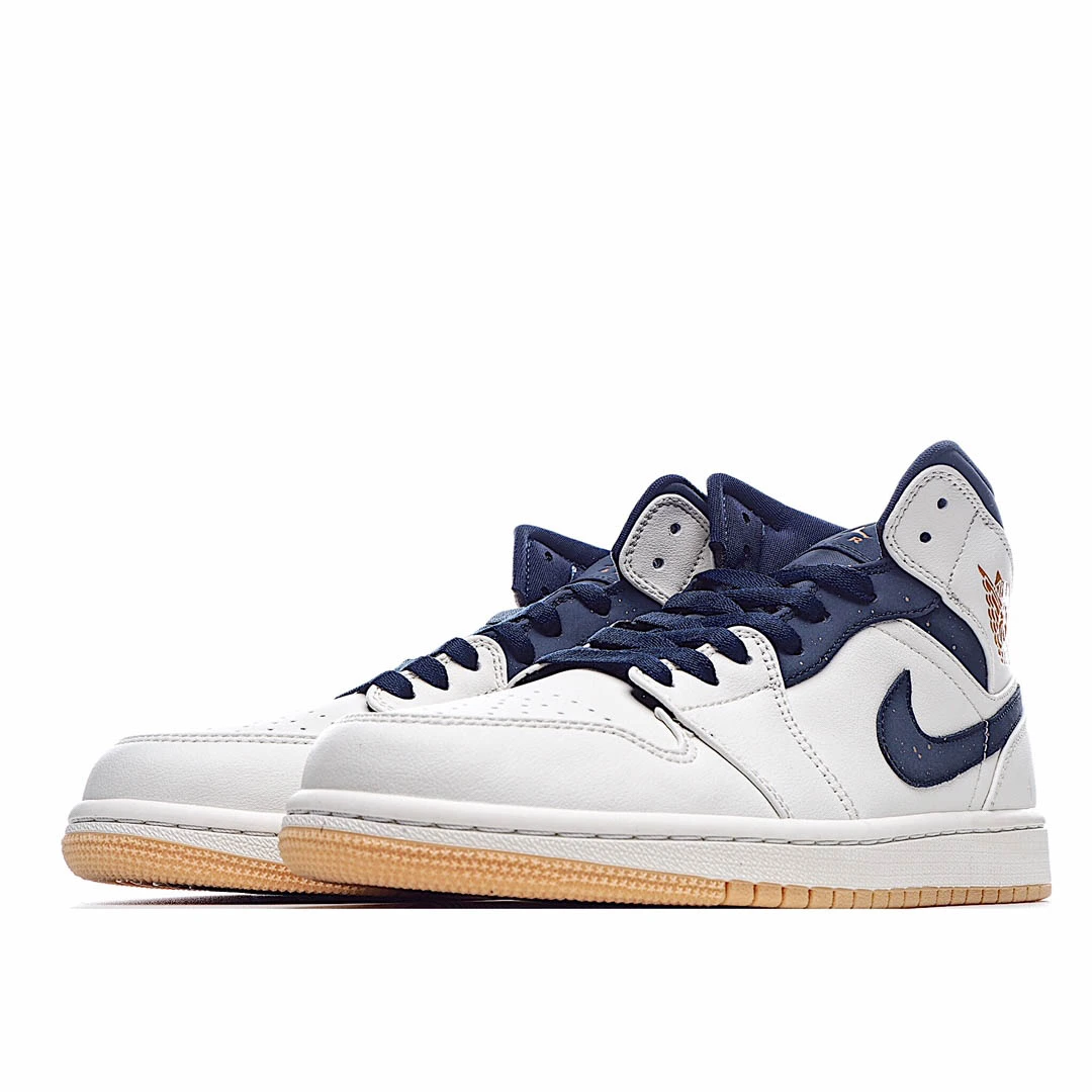 Air Jordan 1 Mid Jeter