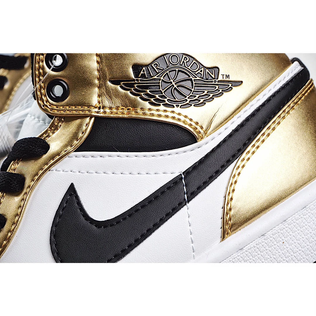 Air Jordan 1 Mid SE Metallic Gold