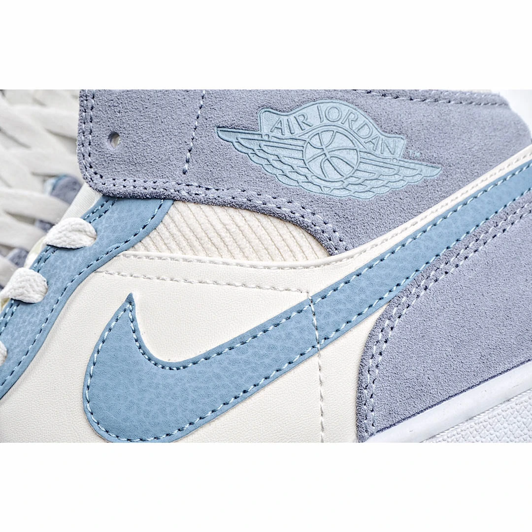 Air Jordan 1 Mid SE Sail Light Blue