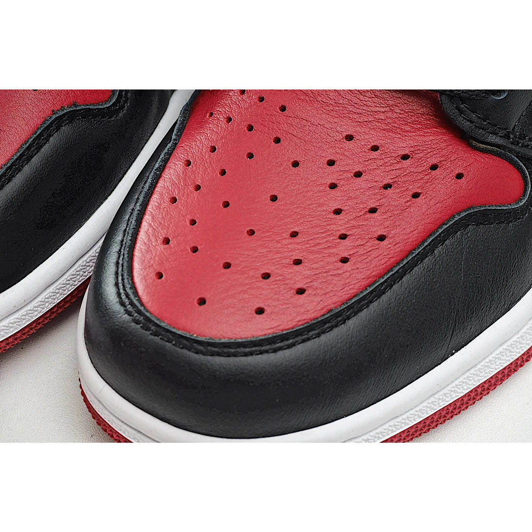 Air Jordan 1 Retro High OG Banned 2016