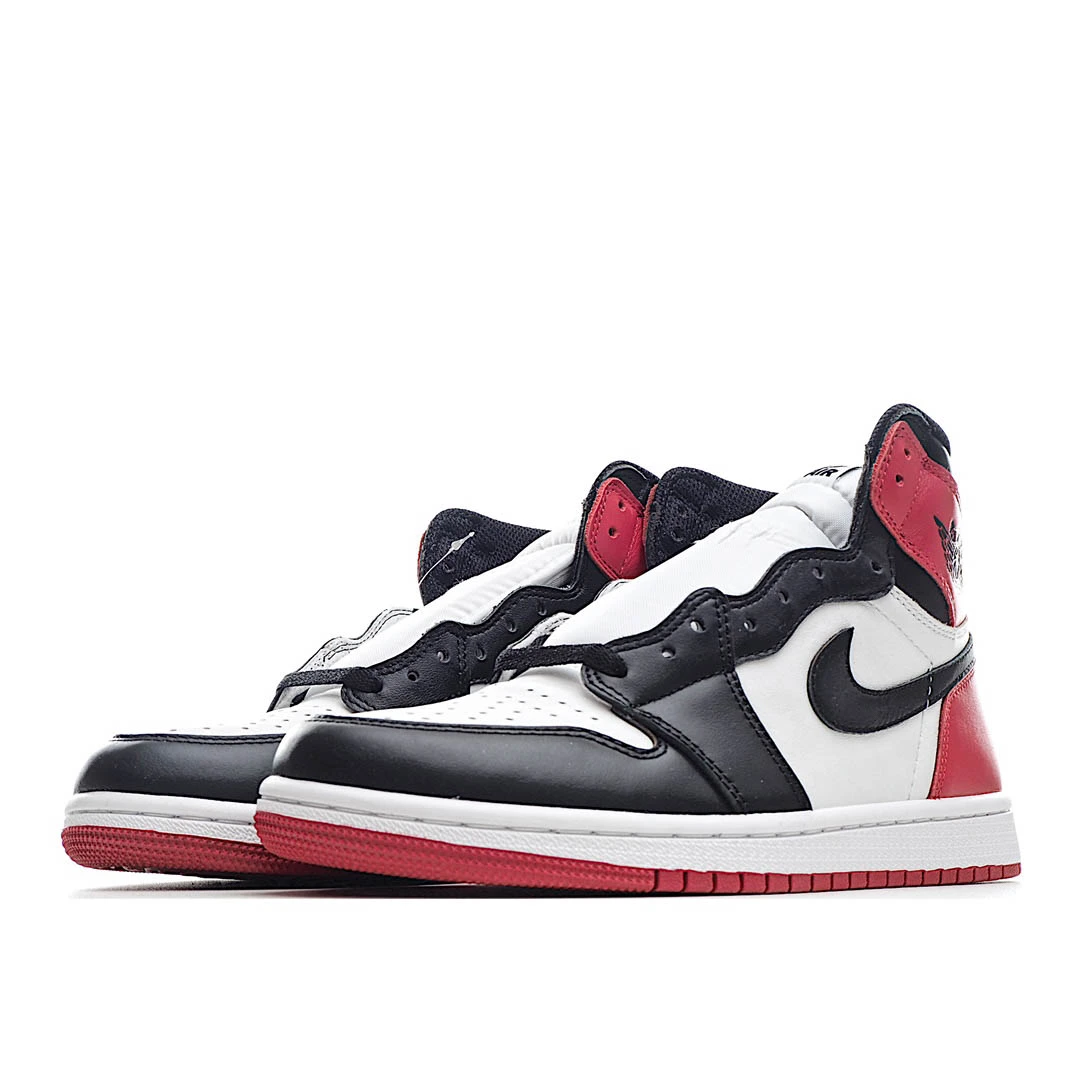 Air Jordan 1 Retro High OG Black Toe 2016