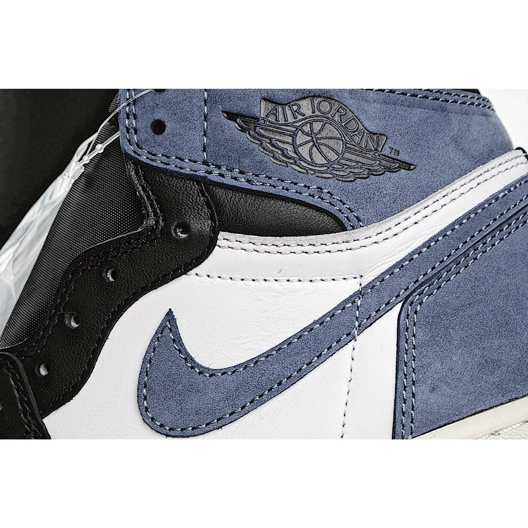 Air Jordan 1 Retro High OG Blue Moon