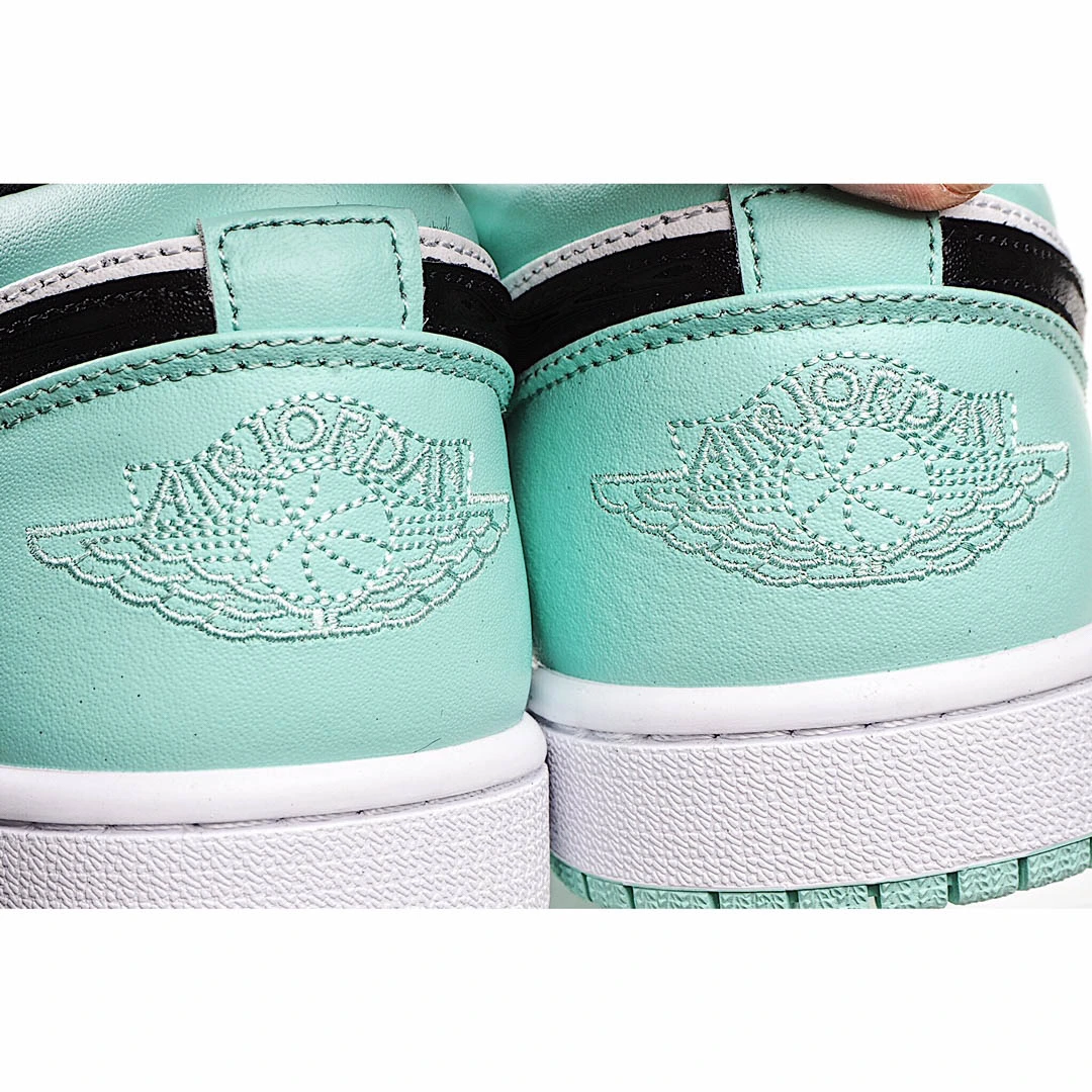 Air Jordan 1 Retro Low Emerald