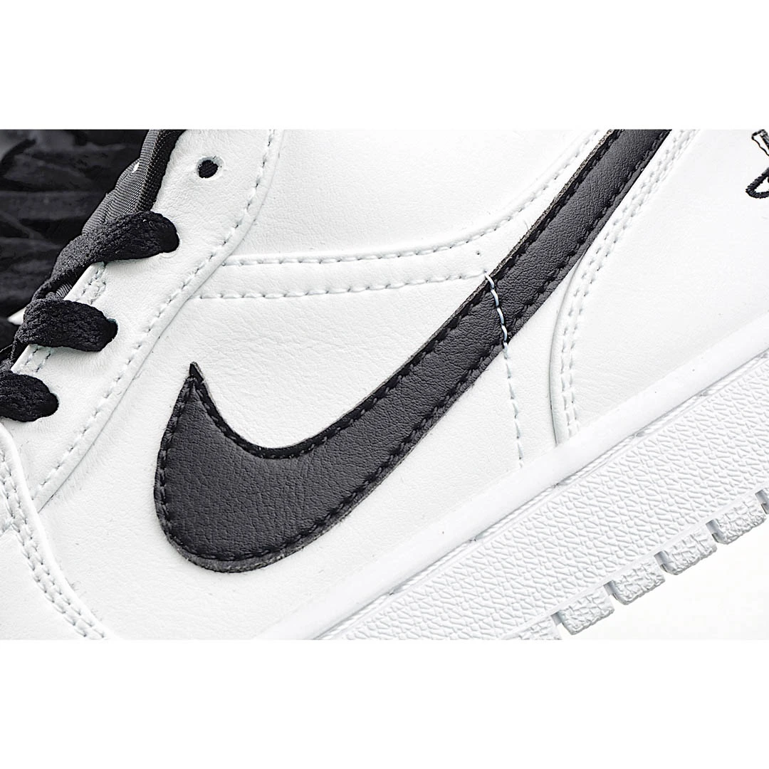 Air Jordan 1 Retro Low GS White Black