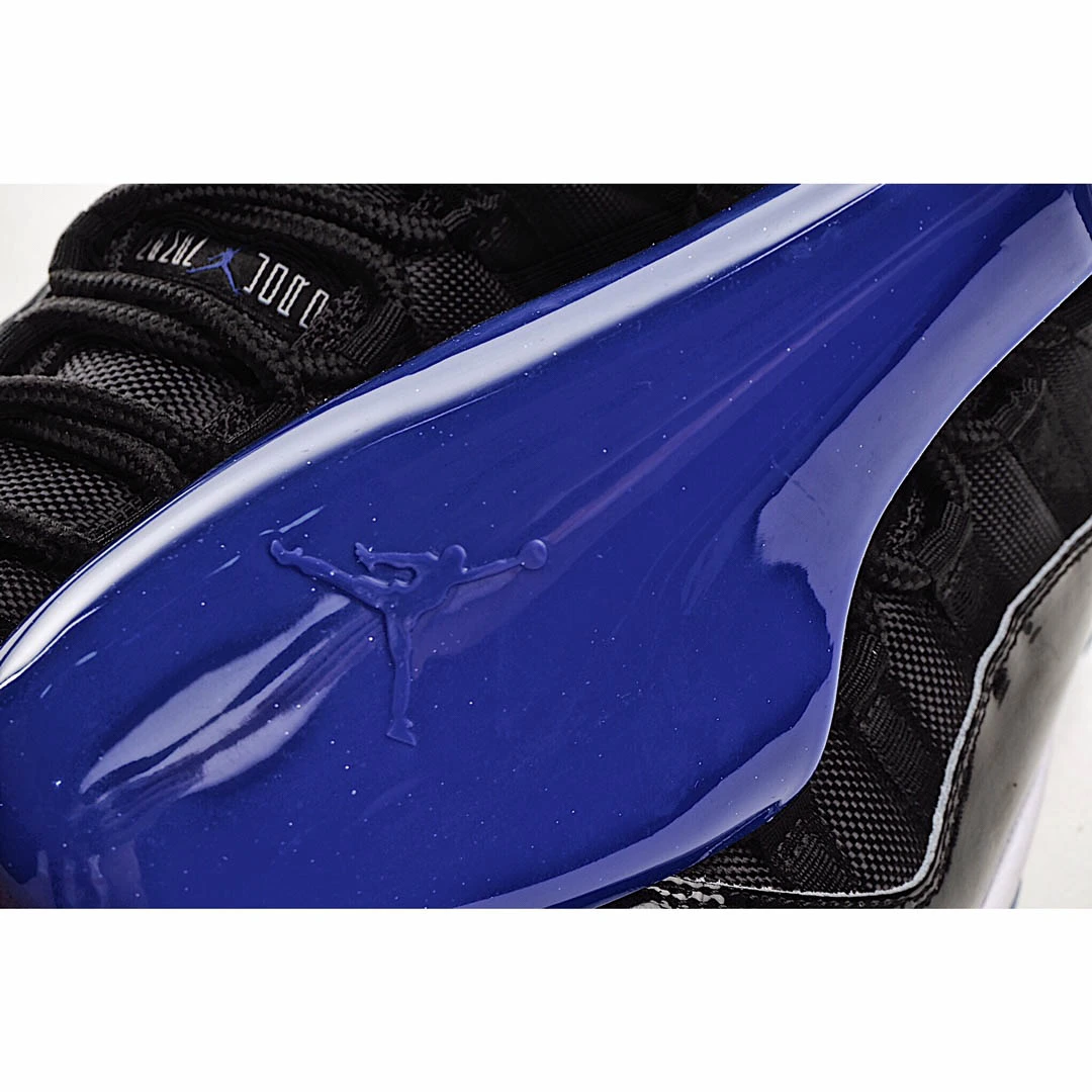 Air Jordan 11 Retro Space Jam 2016