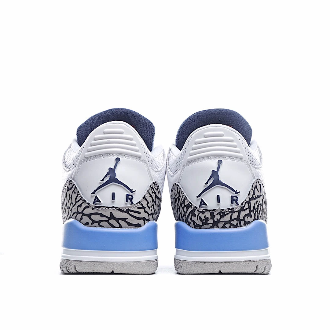 Air Jordan 3 Retro UNC