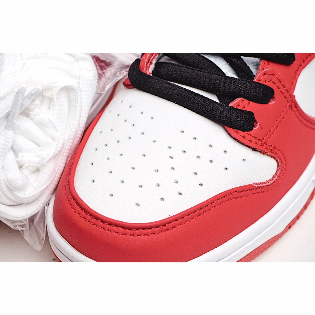 Air Jordan SB Dunk High ProChicago White Red Chicago