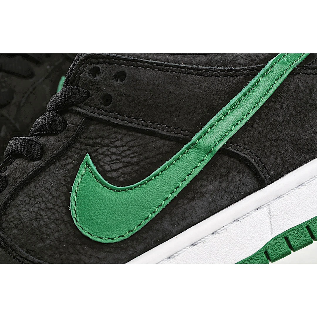 Dunk Low Pro SB Black Pine