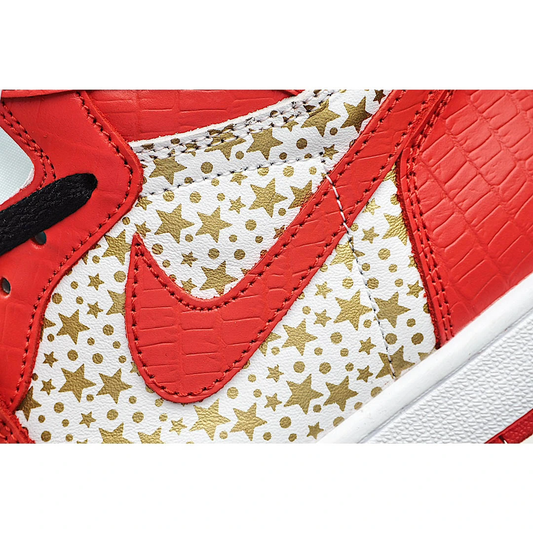 Supreme x AirJordan Retro AJ1 high-top basketball shoes