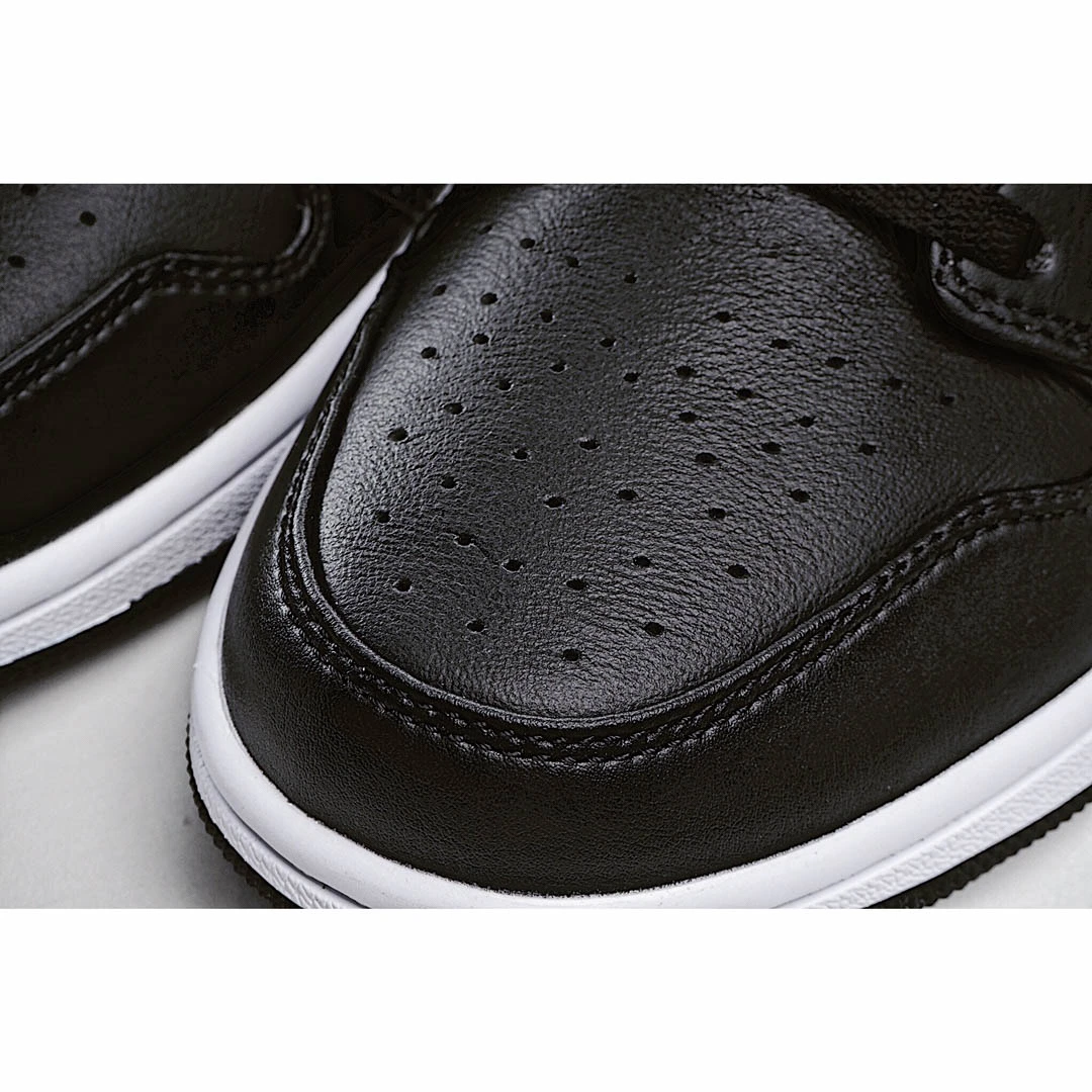 Wmns Air Jordan 1 Low Black