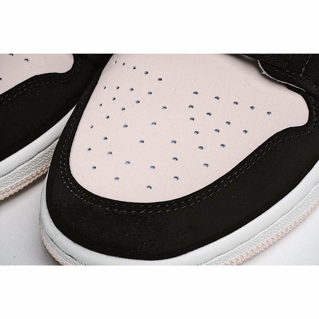 Wmns Air Jordan 1 Low Black Guava Ice