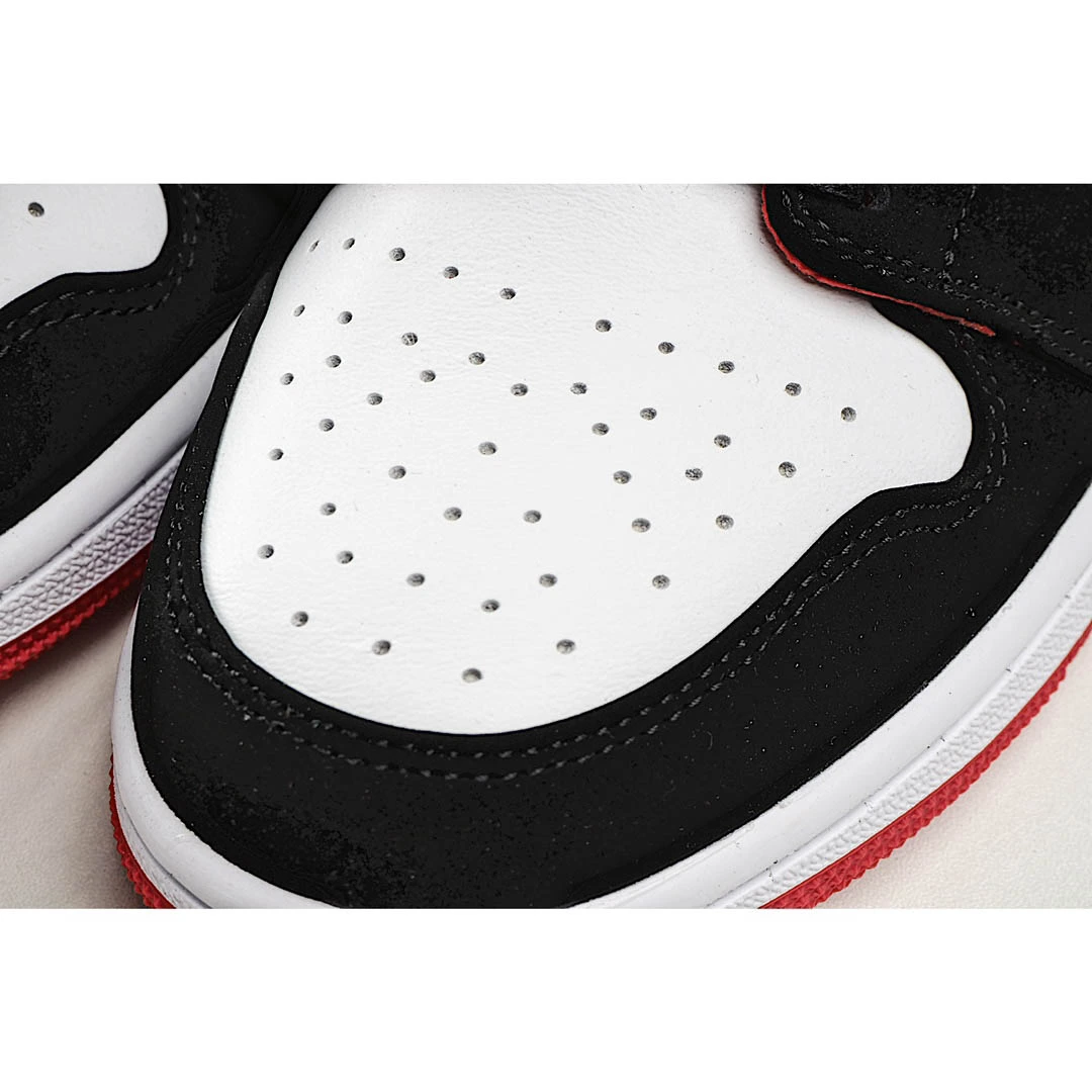 Wmns Air Jordan 1 Low Gym Red Black