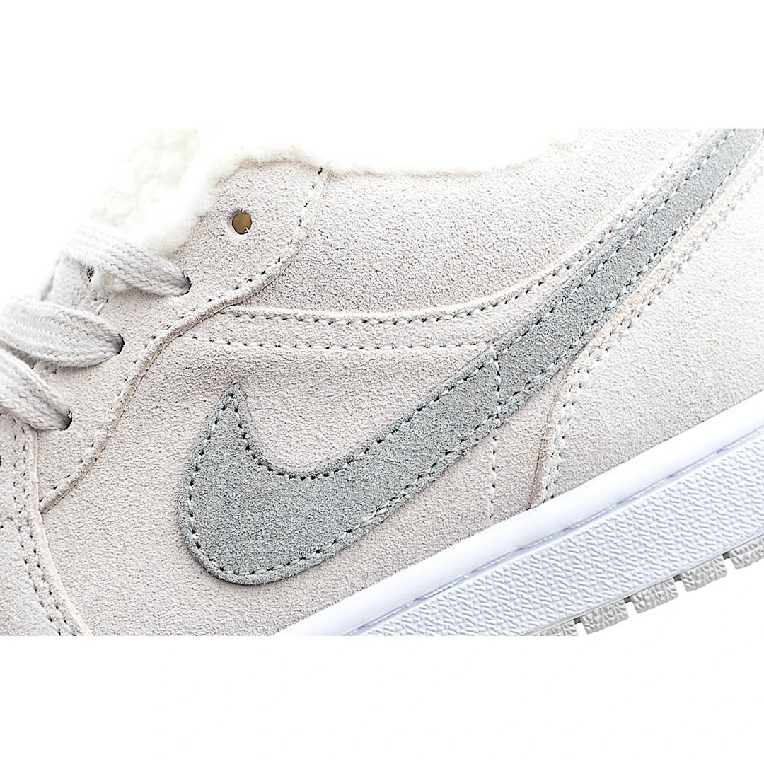 Wmns Air Jordan 1 Low SE Sherpa Fleece