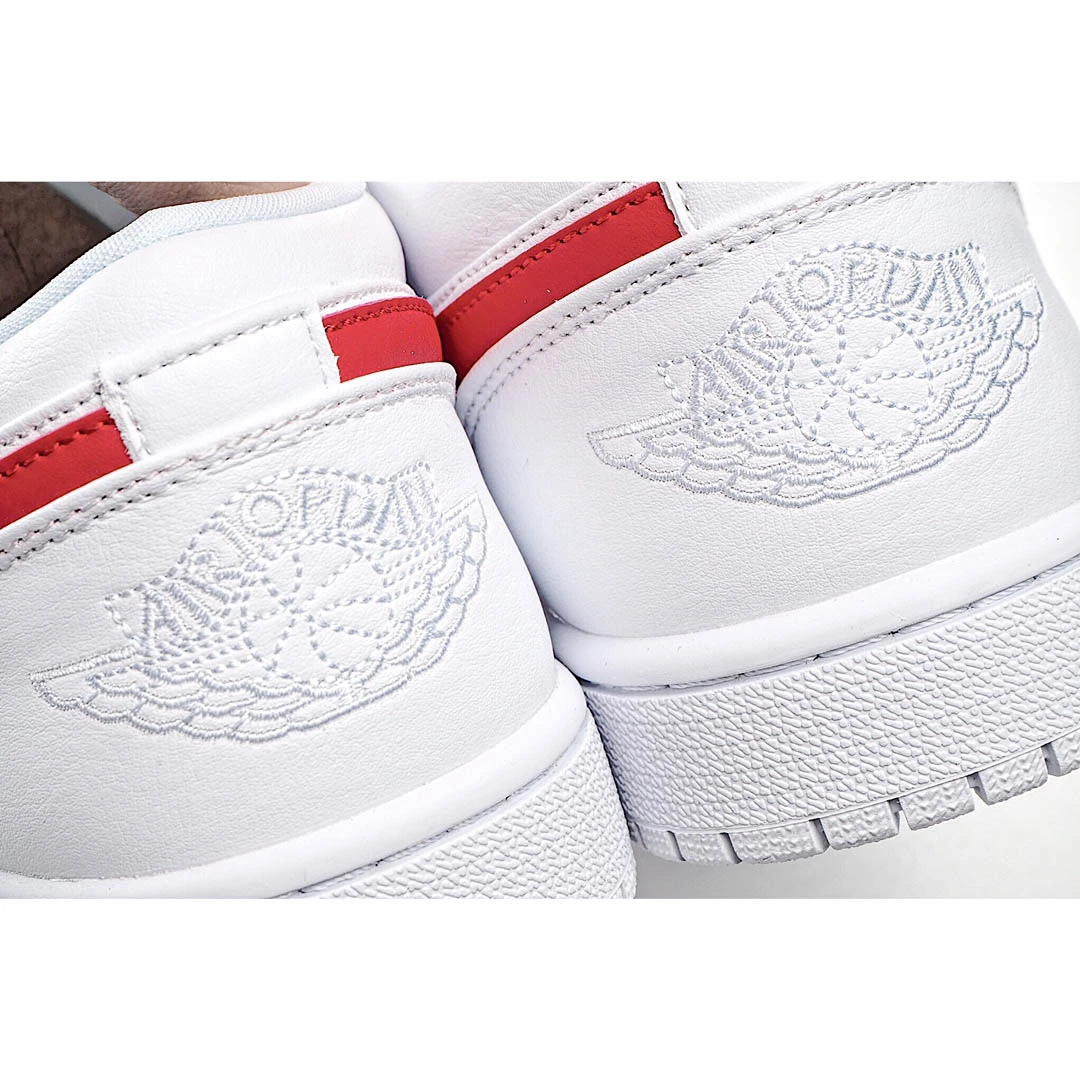 Wmns Air Jordan 1 Low University Red