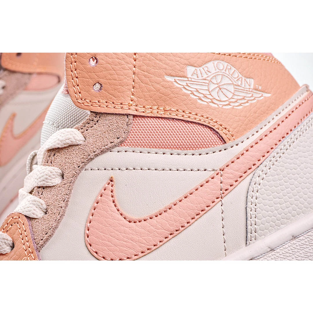 Wmns Air Jordan 1 Mid Apricot