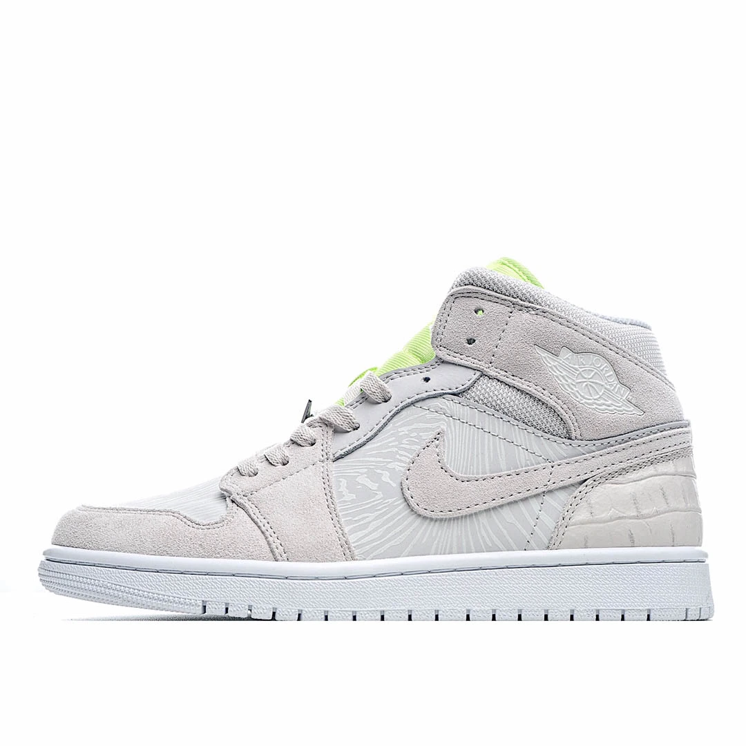 Wmns Air Jordan 1 Mid Ghost Green