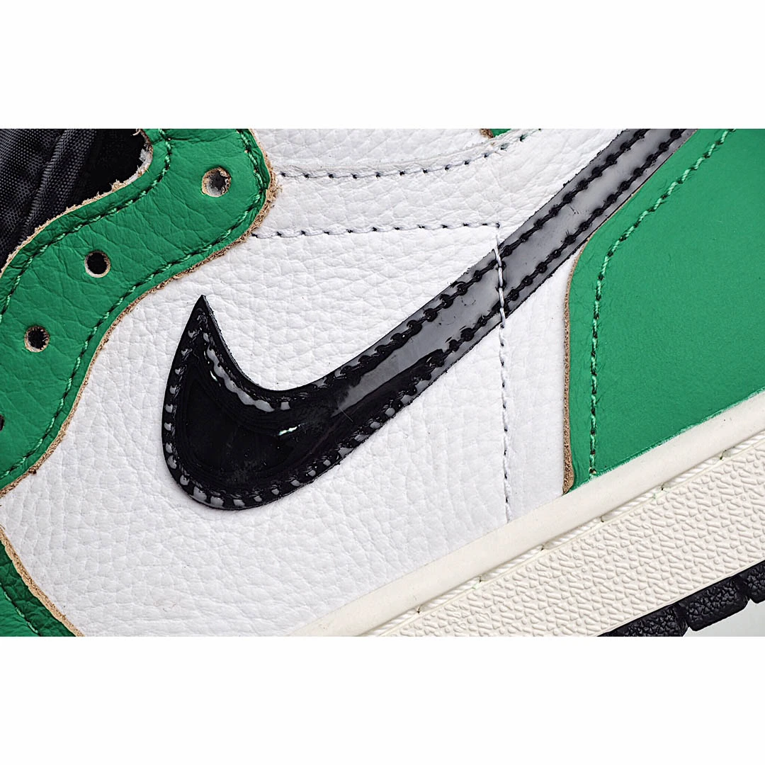 Wmns Air Jordan 1 Retro High OG Lucky Green