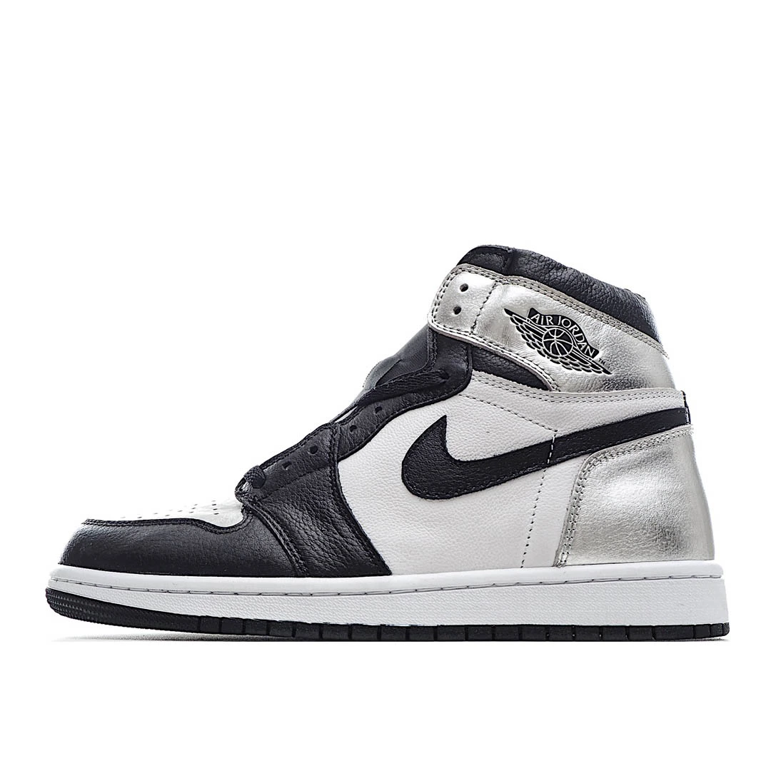 Wmns Air Jordan 1 Retro High OG Silver Toe