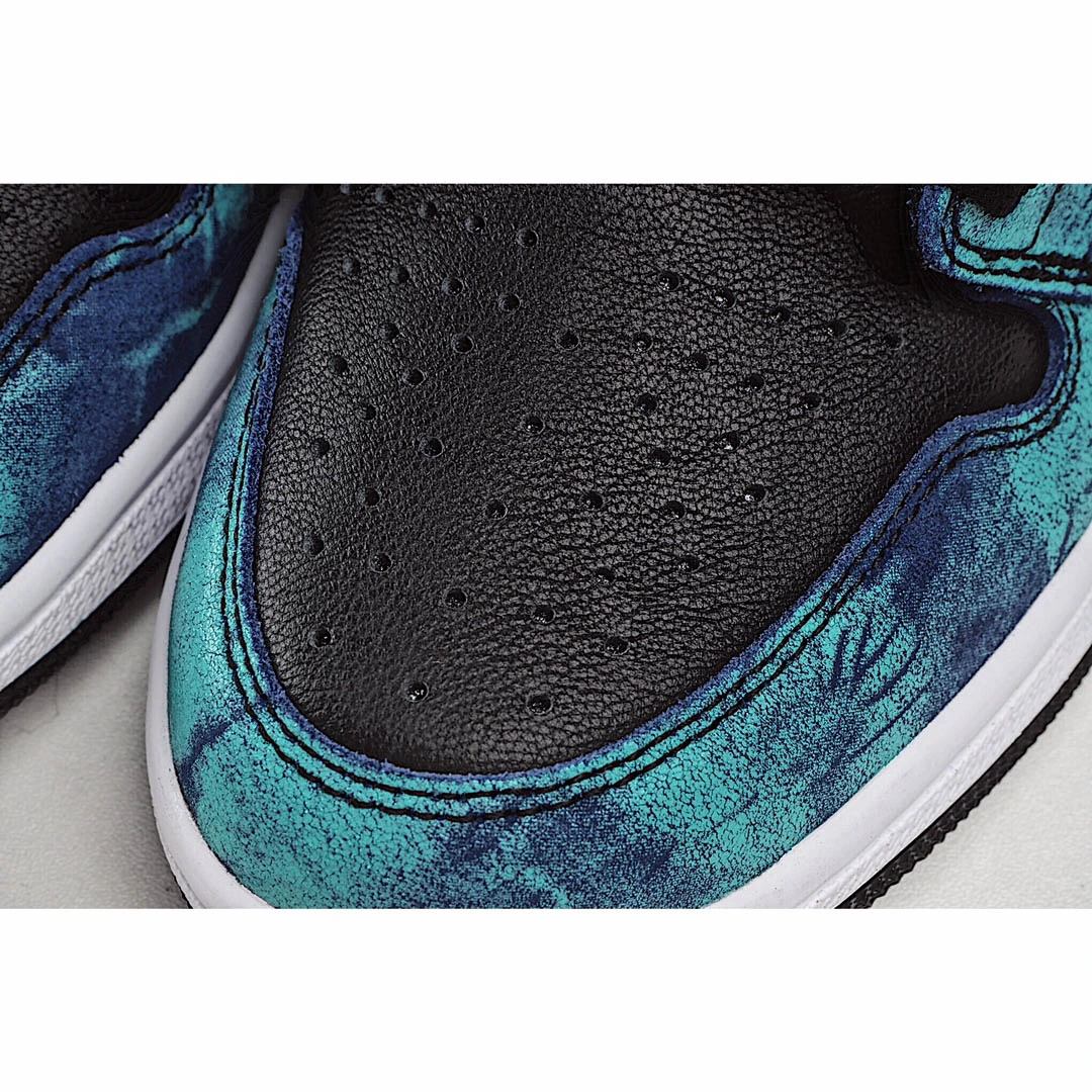 Wmns Air Jordan 1 Retro High OG Tie-Dye