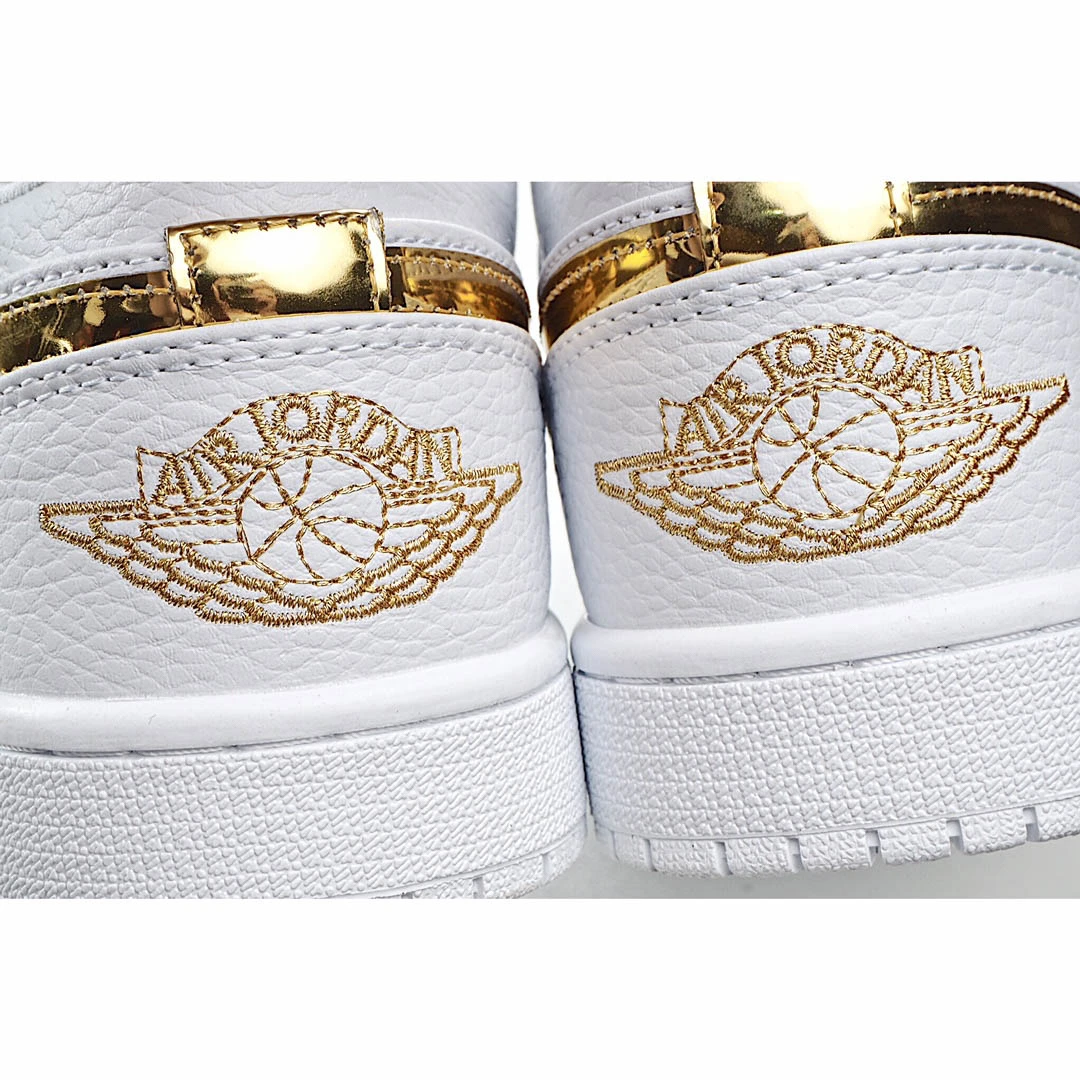 Wmns Air Jordan 1 Retro Low White Metallic Gold