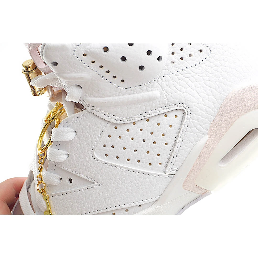 Wmns Air Jordan 6 Retro Gold Hoops