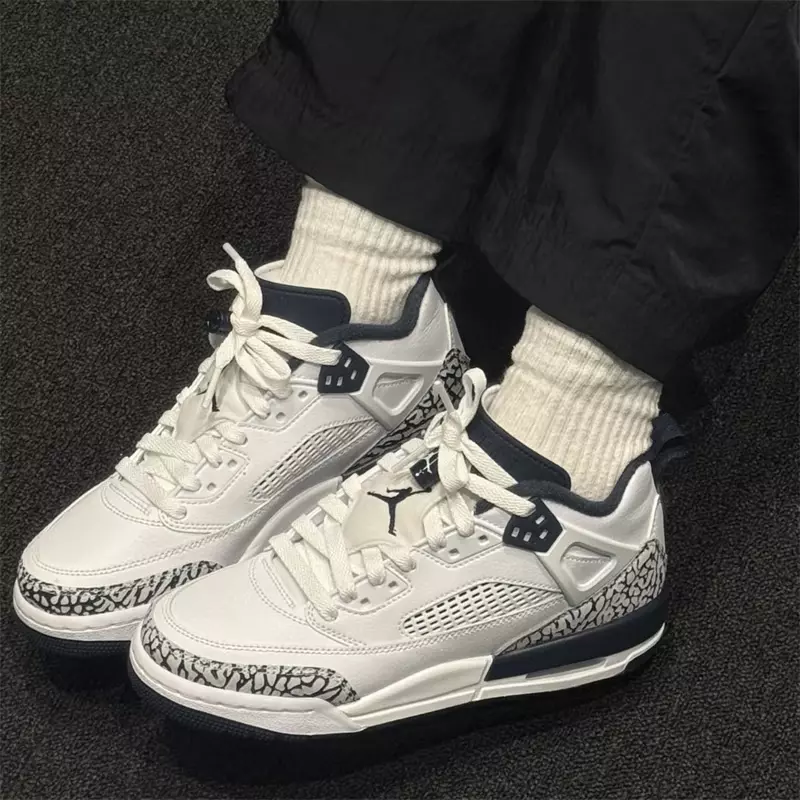 Jordan Spizike Low Obsidian GS